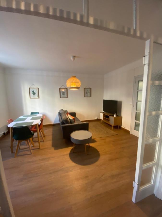 Gite En Rdc 72M2 - 2 Chbres - Box Velos - Parking Бур-Сент-Андеоль Екстер'єр фото